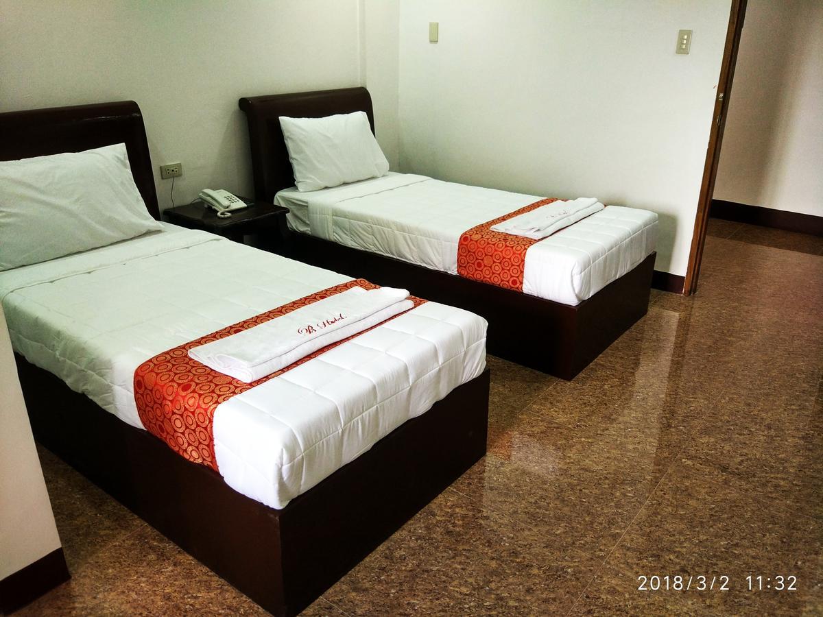 Bicotels Hotel Batangas Exterior foto